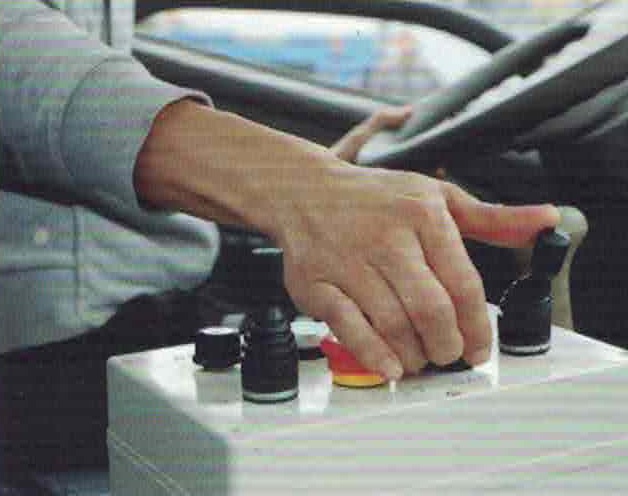 1554772453154311.jpg 02.jpg