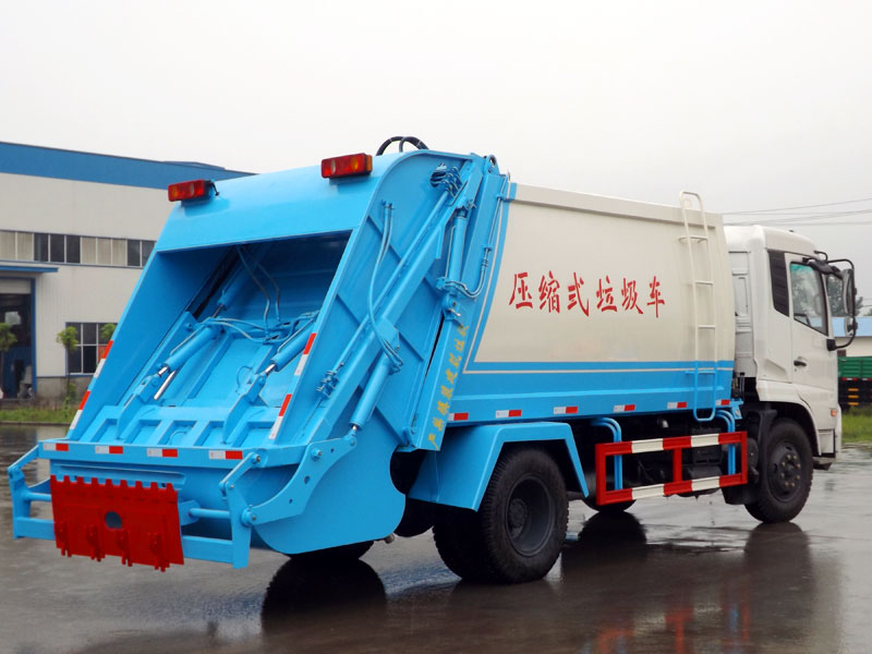 天錦壓縮式垃圾車(chē)