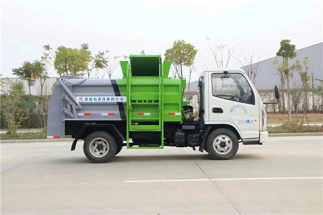 凱馬餐廚垃圾車(chē).jpg