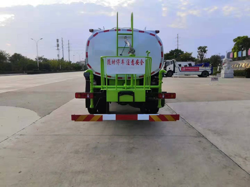 1567910385158109.jpg 東風(fēng)天錦14噸灑水車7.jpg