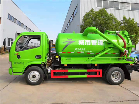 1567996095917039.jpg 5方清洗吸污車 (1).jpg
